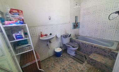 Casa Rentera en Venta al Sur de Quito Sobre la Av. Cardenal de la Torre