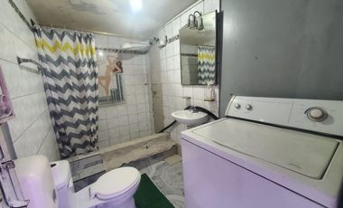 Casa Rentera en Venta al Sur de Quito Sobre la Av. Cardenal de la Torre