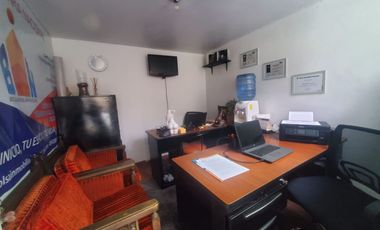 Casa Rentera en Venta al Sur de Quito Sobre la Av. Cardenal de la Torre