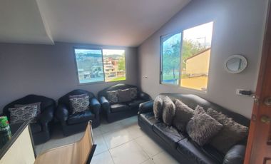 Casa Rentera en Venta al Sur de Quito Sobre la Av. Cardenal de la Torre