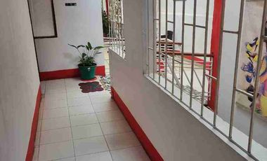 ARRIENDO  CASA GRANDE EN CARTAGO
