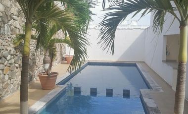 Hermosa  Casa Lomas Residencial con Alberca