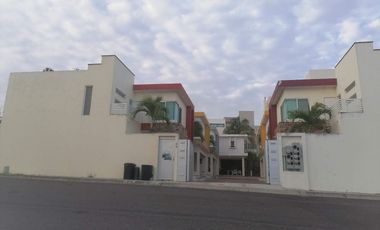 Hermosa  Casa Lomas Residencial con Alberca