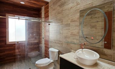 Casa en Venta Conjunto Real de Arcos en la Zona Dorada de Metepec