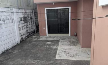 Alquilo casa en Ceibos Norte