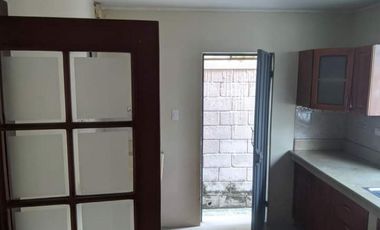 Alquilo casa en Ceibos Norte