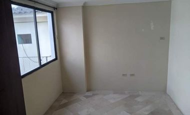 Alquilo casa en Ceibos Norte