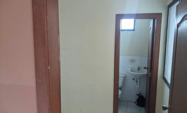 Alquilo casa en Ceibos Norte