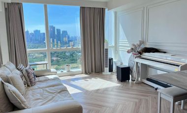 Beautifully interiored 2 bedroom unit for sale in 8 Forbes BGC Taguig
