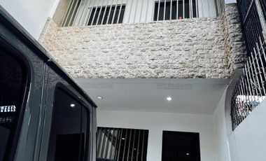 TOWNHOUSE FOR SALE / LEASE IN CUBAO, QC