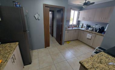 Via La Costa, Renta Hermoso Departamento 3 Dorm. Amoblado