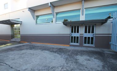 Oficina en Renta dentro de Paque de Almacenamiento