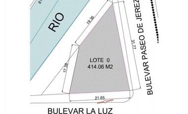 EN RENTA TERRENO COMERCIAL