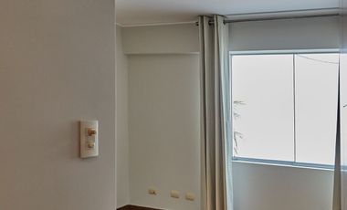 Impecable flat con balcón, vista exterior a Parque Bella Luz, Chacarilla, Surco