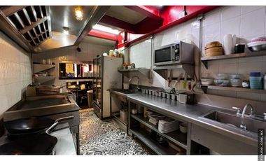 Se vende restaurante con traspaso en Bosque Real