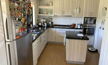 SE VENDE PRECIOSA CASA EN BARRIO LOS ALMENDROS VIÑA DEL MAR UF 21.600