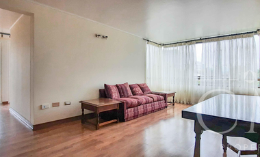 Departamento en edificio Lord Cochrane