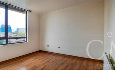 Departamento en edificio Lord Cochrane