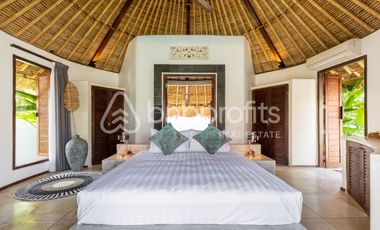 Architectural Gem: A Fusion of Balinese Charm and Contemporary Comfort