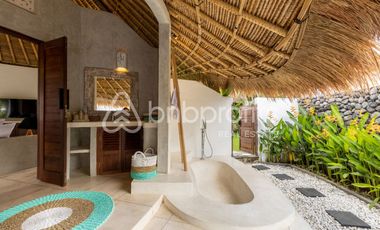 Architectural Gem: A Fusion of Balinese Charm and Contemporary Comfort