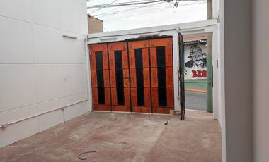 En Venta Casa En Calle Principal Para Uso De Vivienda O Negocio Mollendo