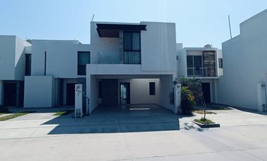 CASA EN VENTA A 7 MIN DE DISTRIBUIDOR JUAREZ, SAN LUIS POTOSI