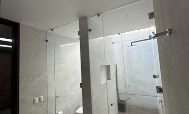 Moderna,sofisticada y Majestuosa casa en calle cerrada en Jardines del Pedregal