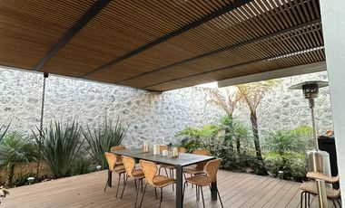 Moderna,sofisticada y Majestuosa casa en calle cerrada en Jardines del Pedregal