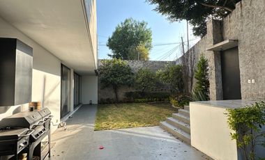Moderna,sofisticada y Majestuosa casa en calle cerrada en Jardines del Pedregal