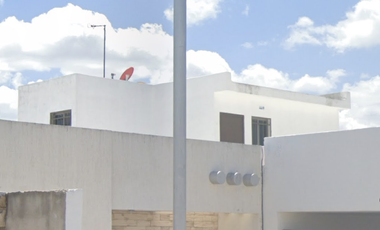 ECONOMICA CASA EN VENTA, REMATE ADJUDICADO - C. 49-C 948, Fraccionamiento Las Américas 2, 97302 Mérida, Yuc.