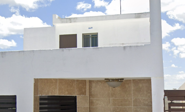 ECONOMICA CASA EN VENTA, REMATE ADJUDICADO - C. 49-C 948, Fraccionamiento Las Américas 2, 97302 Mérida, Yuc.
