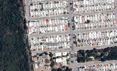 ECONOMICA CASA EN VENTA, REMATE ADJUDICADO - C. 49-C 948, Fraccionamiento Las Américas 2, 97302 Mérida, Yuc.