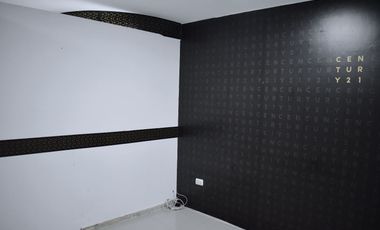 Venta Casa Bifamiliar en Urdesa Norte