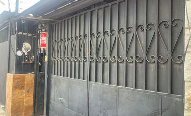 Venta Casa Bifamiliar en Urdesa Norte