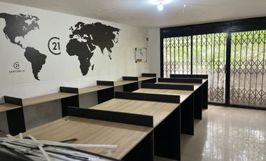 Venta Casa Bifamiliar en Urdesa Norte