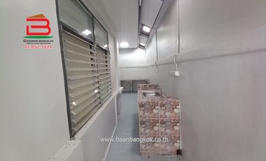 ทาวน์เฮาส์ หมู่บ้าน พฤกษา 7 (รังสิต-คลอง 8) ซอยลำลูกกา 151 เนื้อที่ 34.2 ตรว. ถนนลำลูกกา อ.ลำลูกกา จ.ปทุมธานี