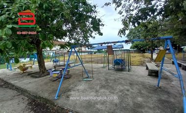 ทาวน์เฮาส์ หมู่บ้าน พฤกษา 7 (รังสิต-คลอง 8) ซอยลำลูกกา 151 เนื้อที่ 34.2 ตรว. ถนนลำลูกกา อ.ลำลูกกา จ.ปทุมธานี