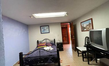 Suite amueblada ideal para Profesionistas, Ejecutivos, Catedráticos o Académicos de nivel Licenciatura o posgrado.
