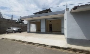 RENTA DE LOCAL COMERCIAL ESQUINERO POR ESTRENAR