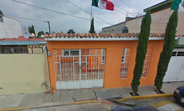 Casa En Villa De Las Flores, En Remate Bancario, En San Francisco Coacalco, Edo. De Méx. Lr23