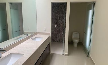 Renta Casa BIOMA Monterrey Carretera Nacional (a 650 m) Camino al Diente TODO Cerca PRIVADA Amenidades BUENISIMA