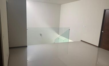 Renta Casa BIOMA Monterrey Carretera Nacional (a 650 m) Camino al Diente TODO Cerca PRIVADA Amenidades BUENISIMA