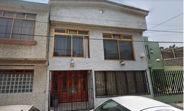 Casa en venta en Volcán Sta. María 38, Amp la Providencia, Gustavo A. Madero, CDMX. BRA