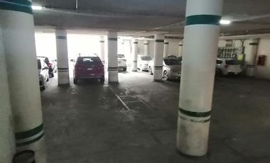 CENTRO A UNOS PASOS DE AVENIDA ZARAGOZA EXTRAORDINARIA OFICINA EN EL CENTRO DE QUERETARO 151M2 VARIOS ESPACIOS RECEPCION ESTACIONAMIENTOS