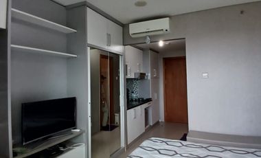 Fast Sale Studio Apartment at Woodland Park Residence, Kalibata South Jakarta - location Near KRL Duren Kalibata Station