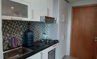 Fast Sale Studio Apartment at Woodland Park Residence, Kalibata South Jakarta - location Near KRL Duren Kalibata Station