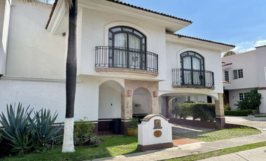 REMATO CASA EN PARQUE DE LA CASTELLANA ZAPOPAN