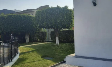 REMATO CASA EN PARQUE DE LA CASTELLANA ZAPOPAN
