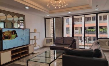 Spacious 3BR Fully Furnish Unit at Skyland Makati