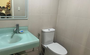 Spacious 3BR Fully Furnish Unit at Skyland Makati